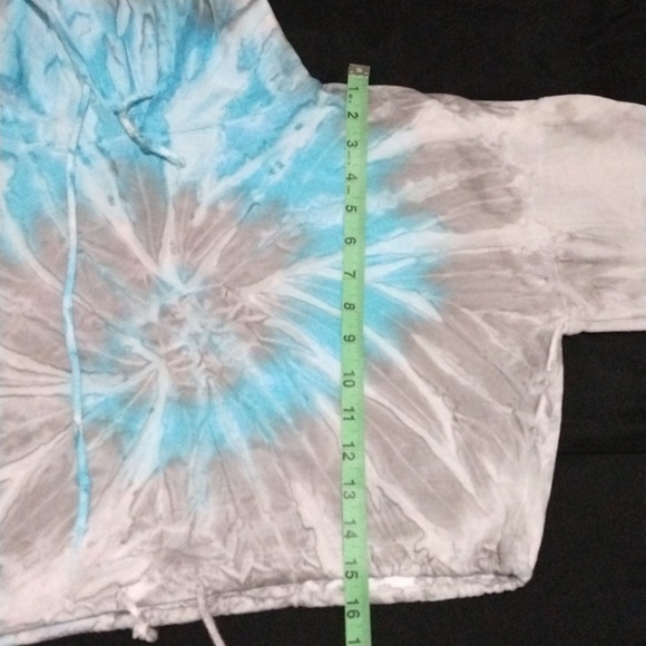 Tie dye sweatshirt crop top blue and Gray size large - Picture 4 of 12